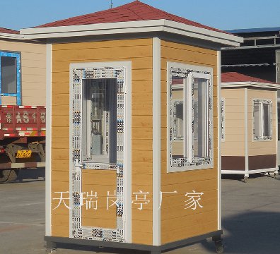 崗?fù)やN(xiāo)售里面的媽媽們